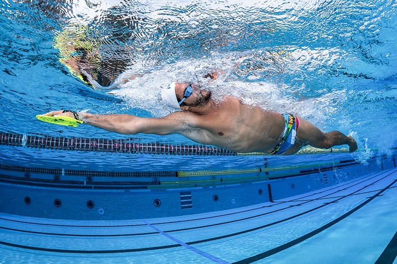不必苦練游就「型」了 Speedo（速比濤）尖端科技裝備伴你開啟游泳訓(xùn)練新風(fēng)潮